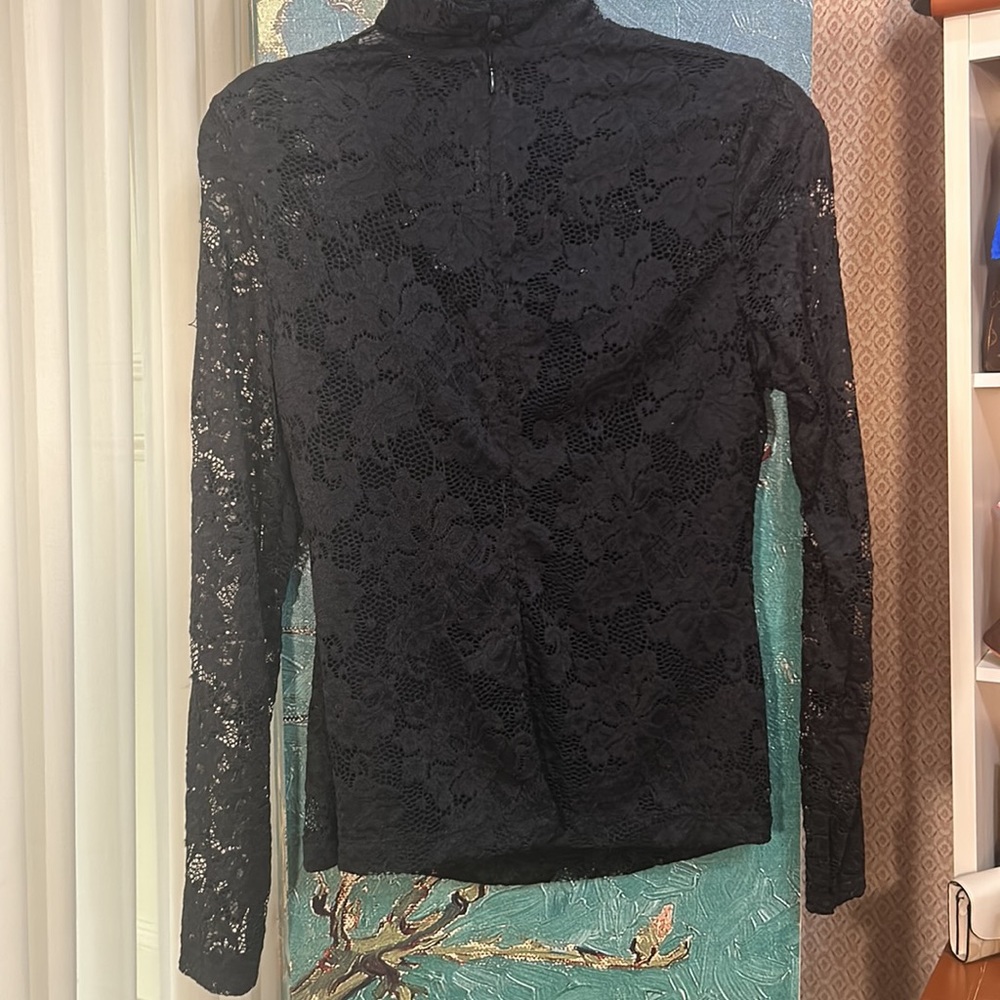 Ellie Tahari Lace blouse EUC - Picture 3 of 7